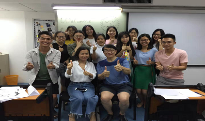 「唐能?人物專訪」2020跨年晚會(huì)人聲鼎沸，而我在安靜地回憶