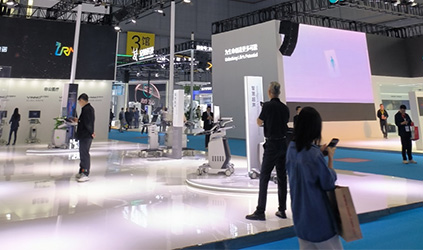 「唐能風(fēng)采」唐能翻譯參加2025中國國際醫(yī)療器械展